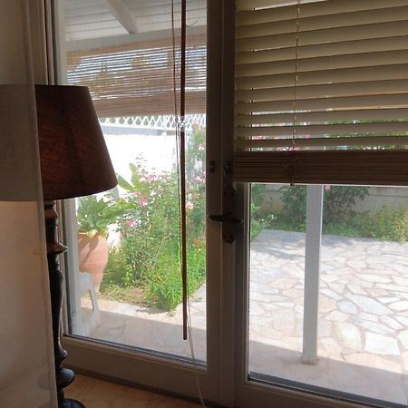 Άθοσ Villa Nafplion Exteriör bild