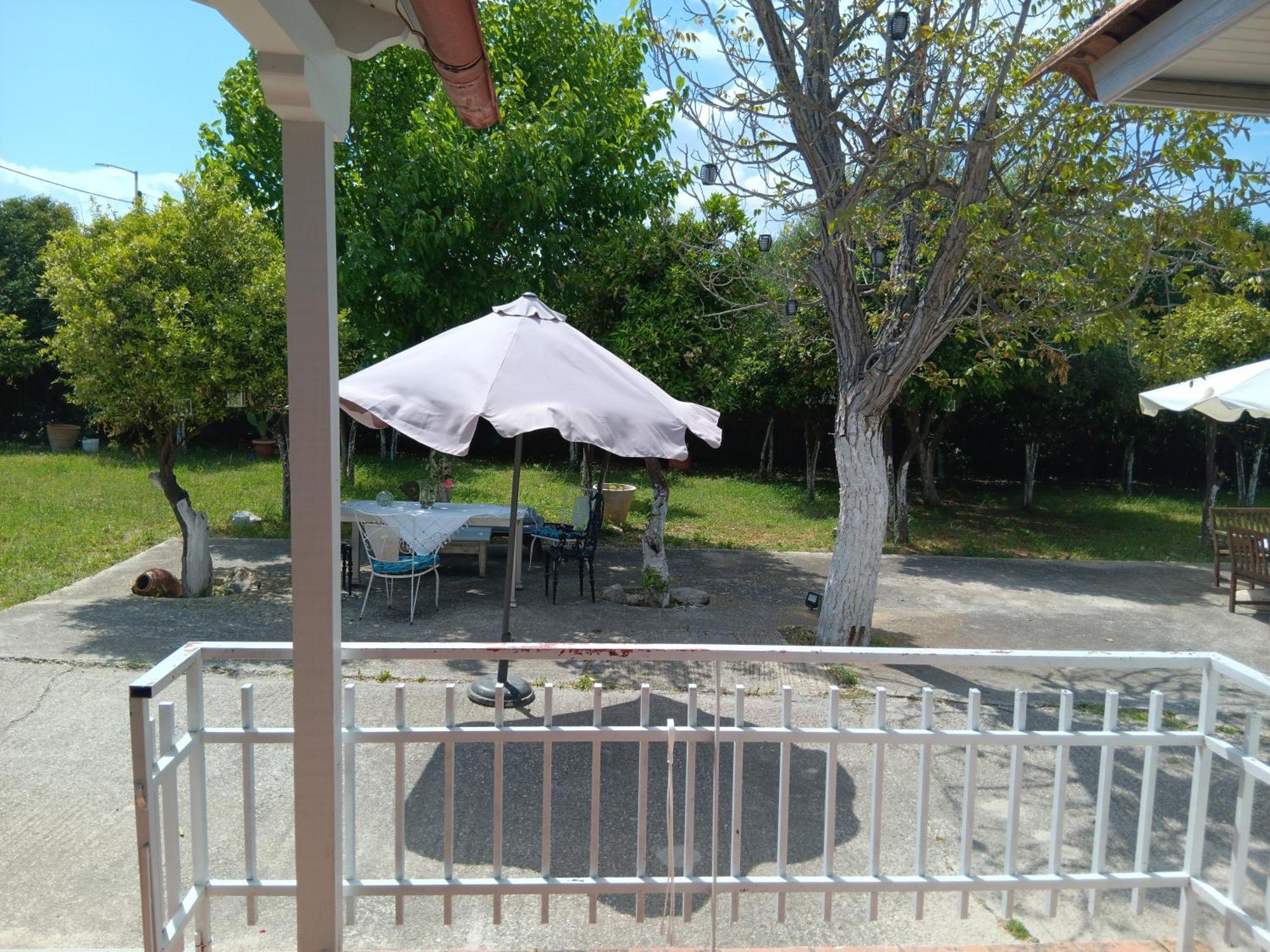 Άθοσ Villa Nafplion Exteriör bild